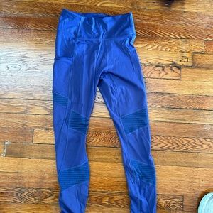 2 FOR 1 FABLETICS LEGGINGS